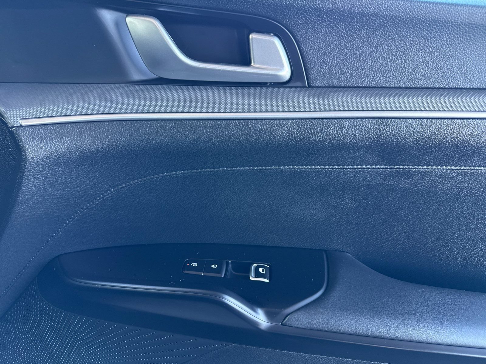 New 2026 Kia K5 LXS FWD image 17