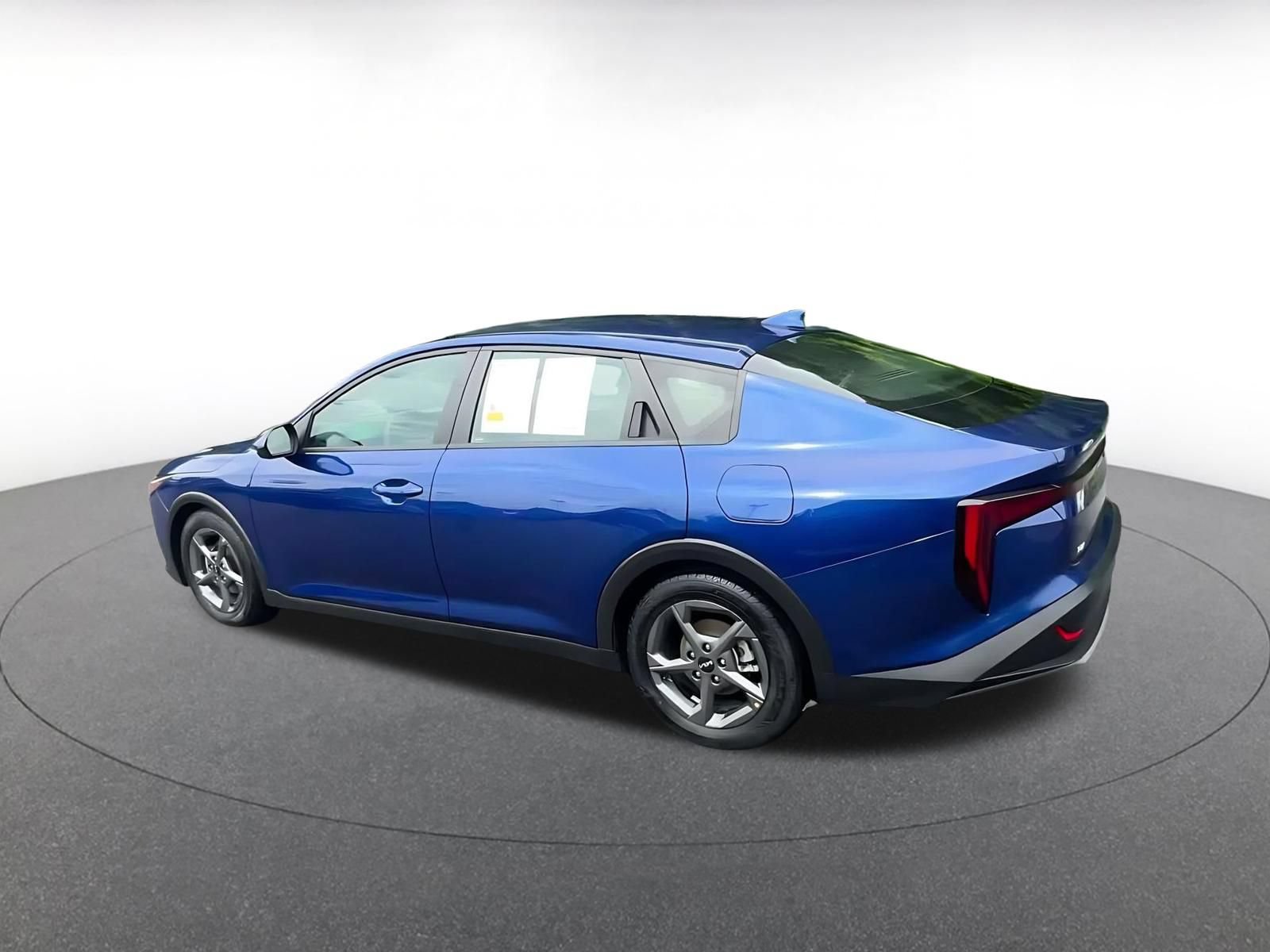 Used 2025 Kia K4 FWD image 10
