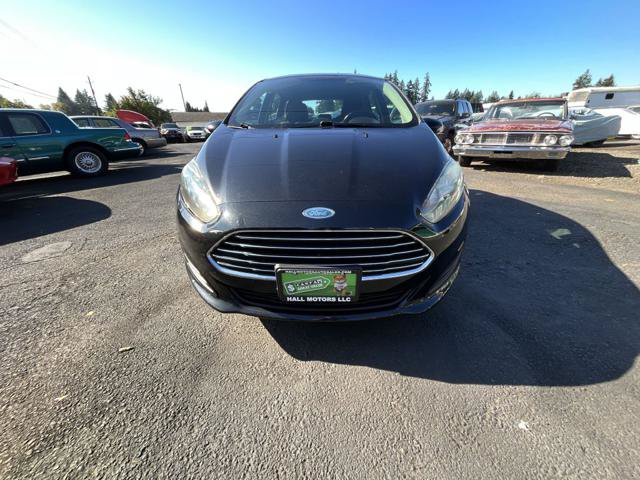 Used 2015 Ford Fiesta SE w/ Comfort Package FWD image 2