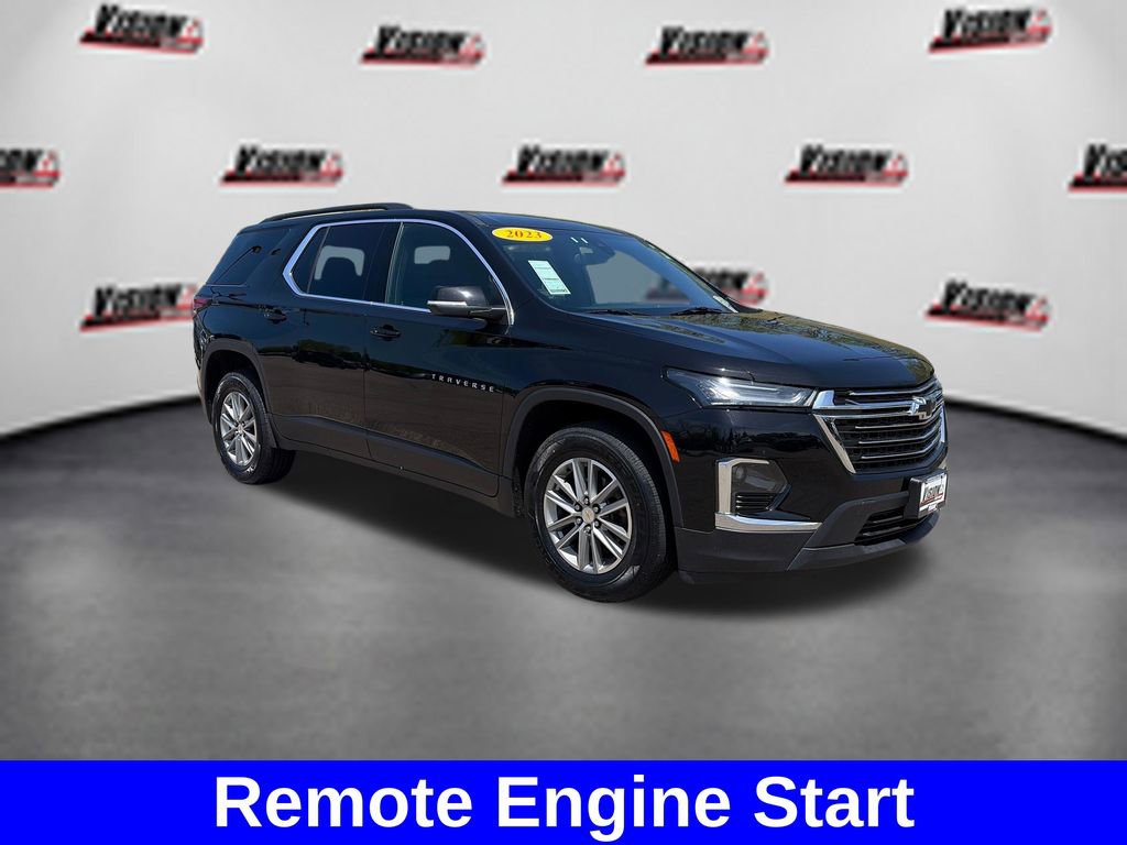 Used 2023 Chevrolet Traverse LT AWD/4WD image 3