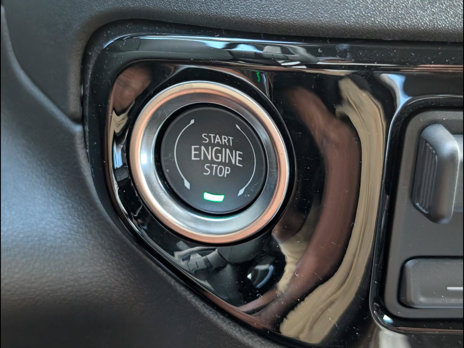 New 2026 GMC Sierra 1500 Elevation w/ Preferred Package AWD/4WD image 7