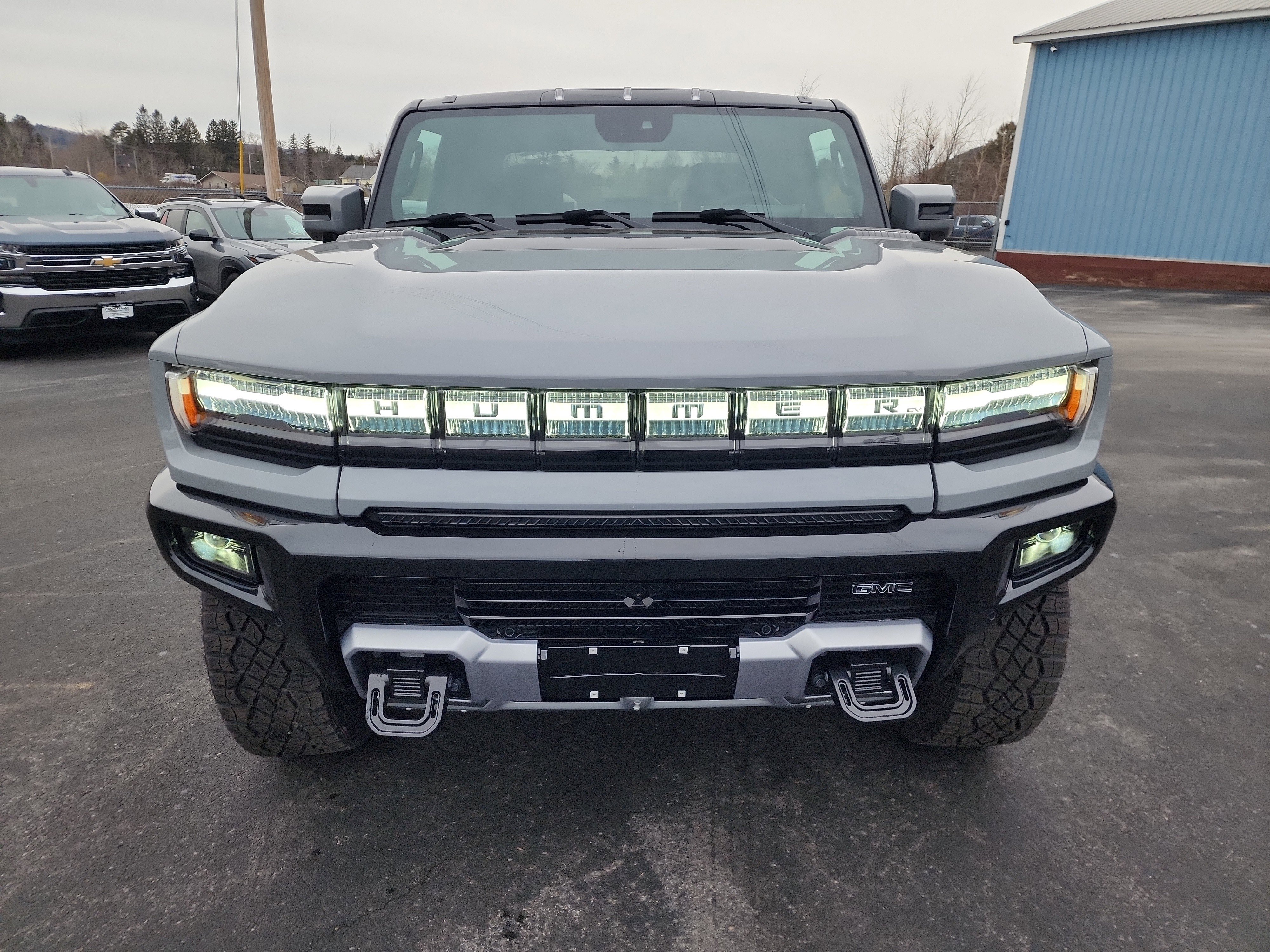 Used 2025 GMC Hummer EV 3X w/ Extreme Off-Road Package image 3