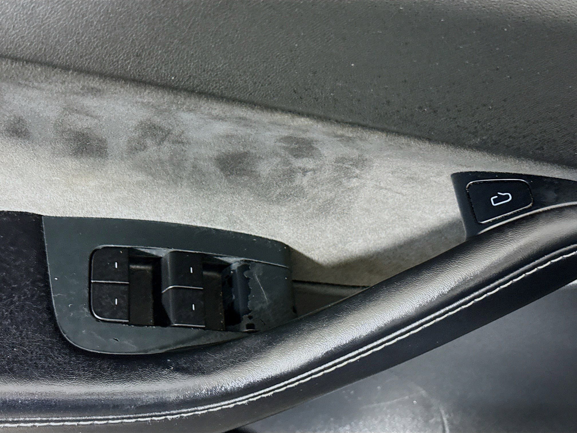 Used 2021 Tesla Model Y Long Range image 17