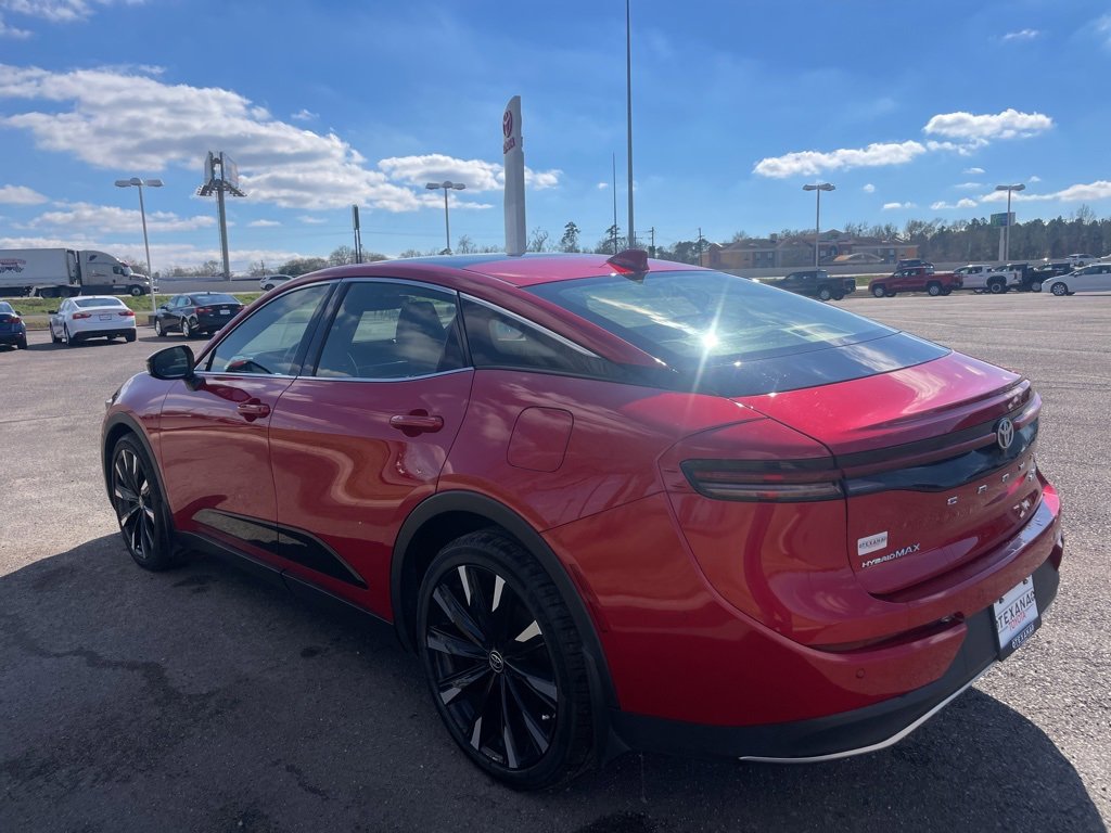 Used 2023 Toyota Crown Platinum image 5