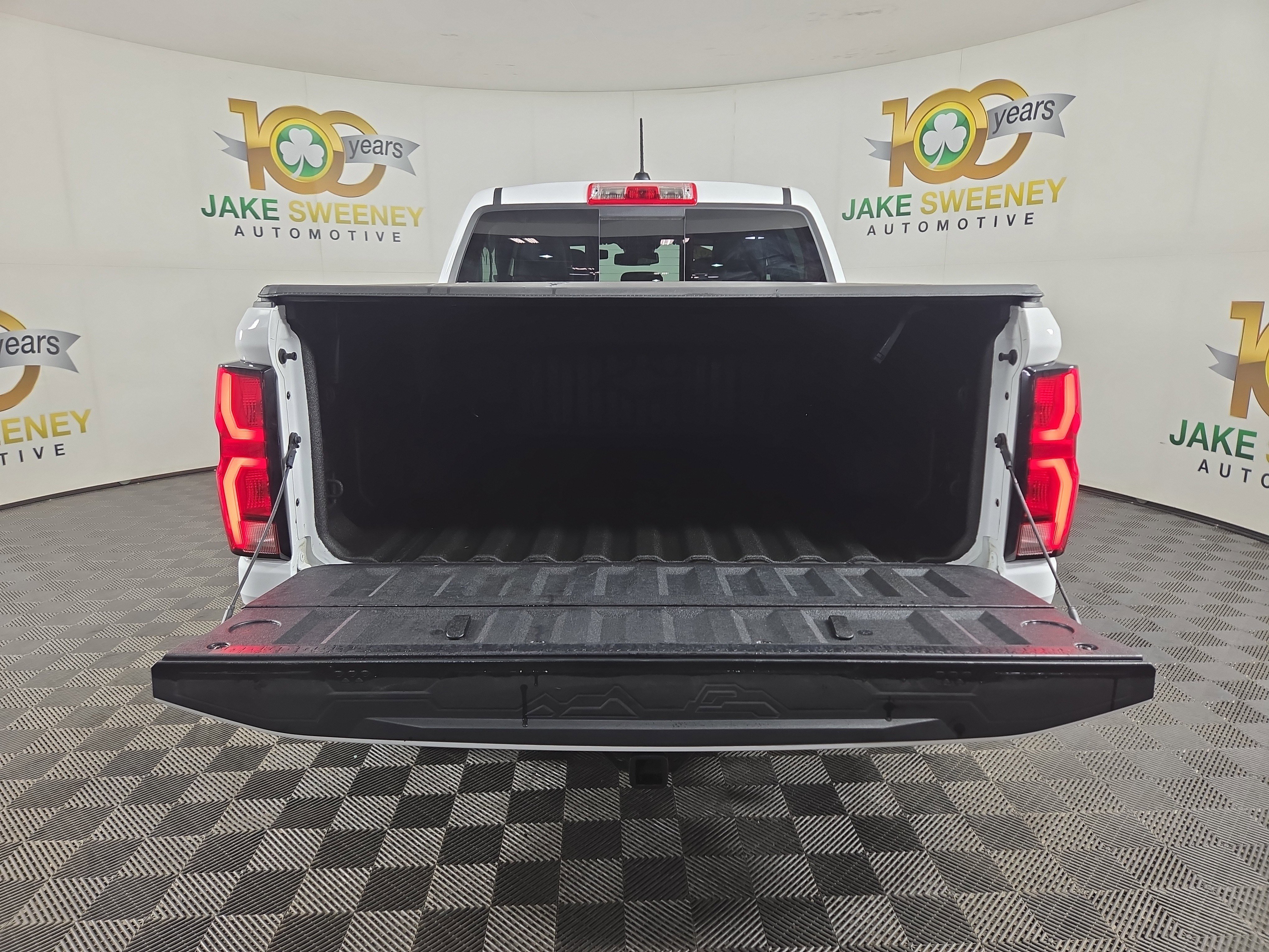 Certified 2024 Chevrolet Colorado Z71 w/ Z71 Convenience Package 2 image 32