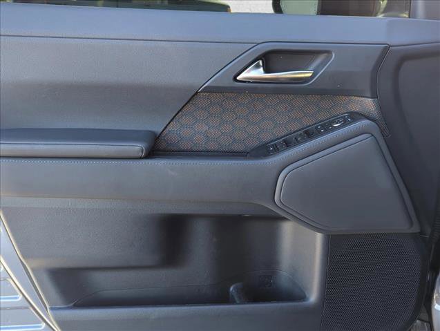 Used 2024 Lexus GX 550 image 7