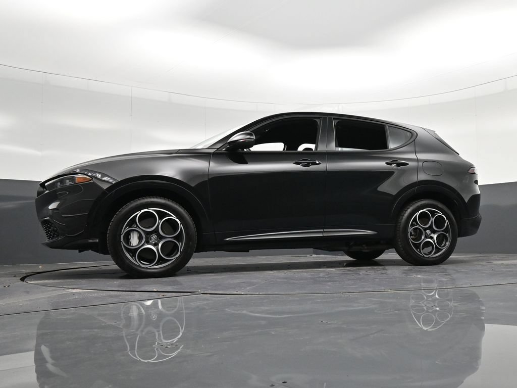 Used 2025 Alfa Romeo Tonale AWD/4WD image 37