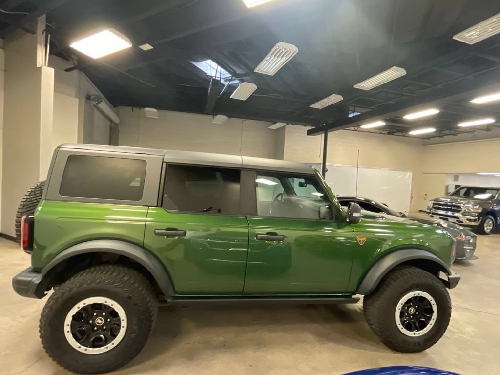 Used 2023 Ford Bronco Badlands AWD/4WD image 7