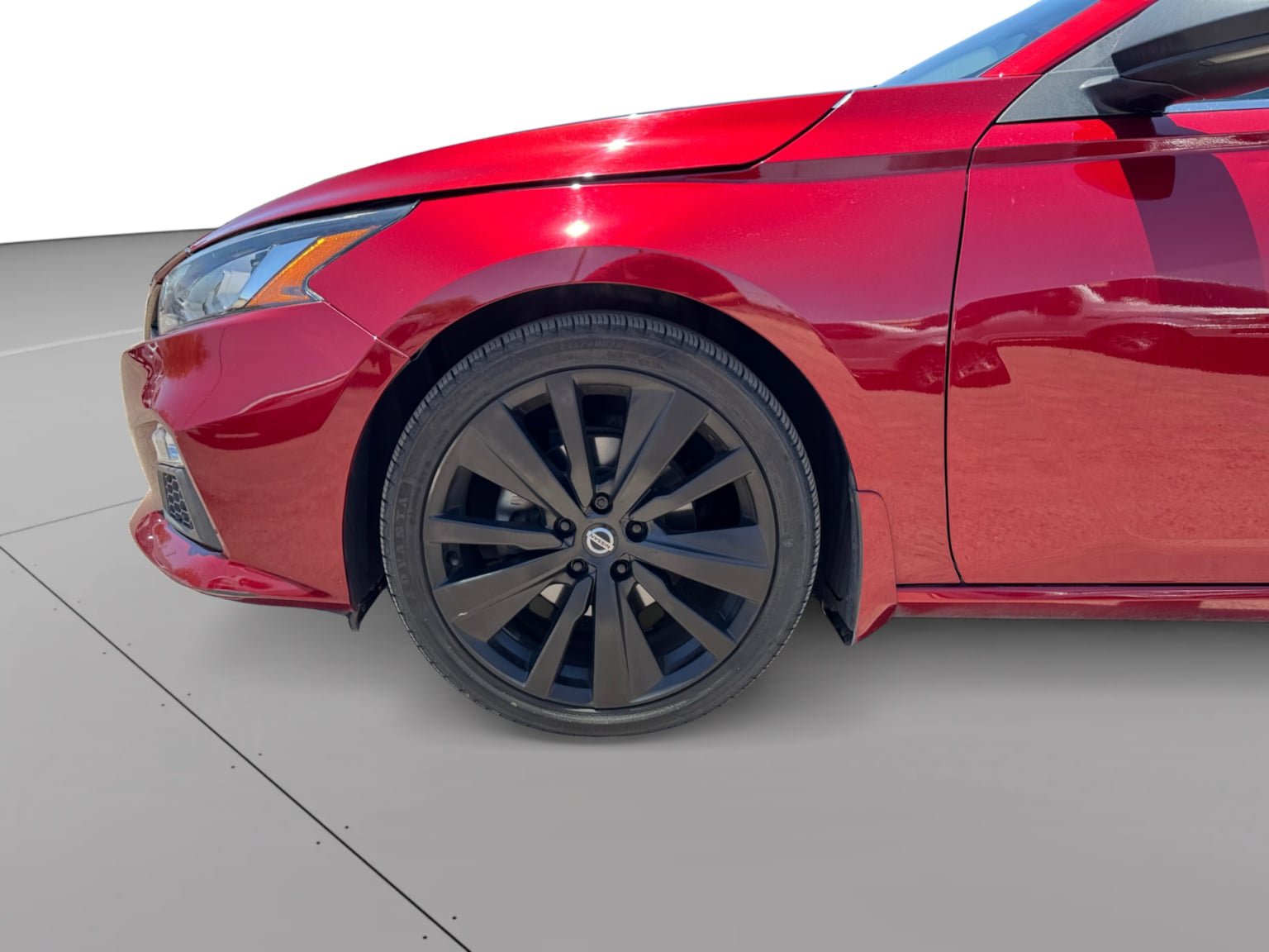 Used 2020 Nissan Altima 2.5 SR w/ Premium Package FWD image 9