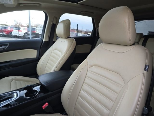 Used 2016 Ford Edge SEL w/ Equipment Group 201A image 6