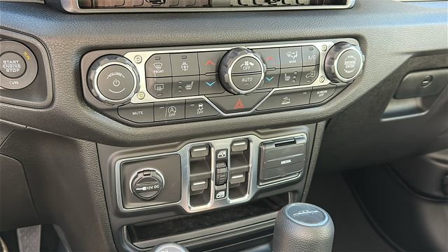 New 2026 Jeep Gladiator Sport AWD/4WD image 16