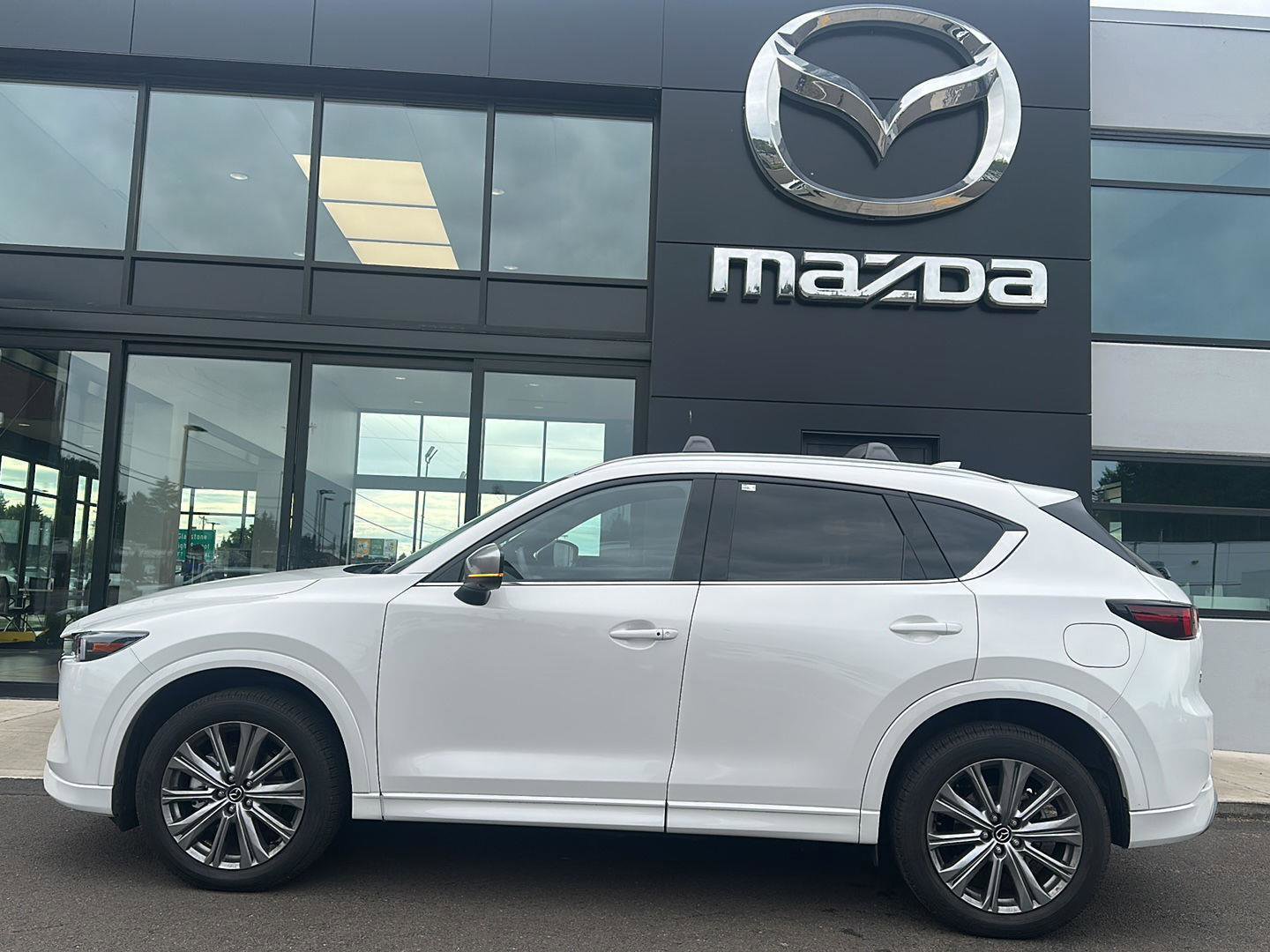 Used 2024 MAZDA CX-5 Signature