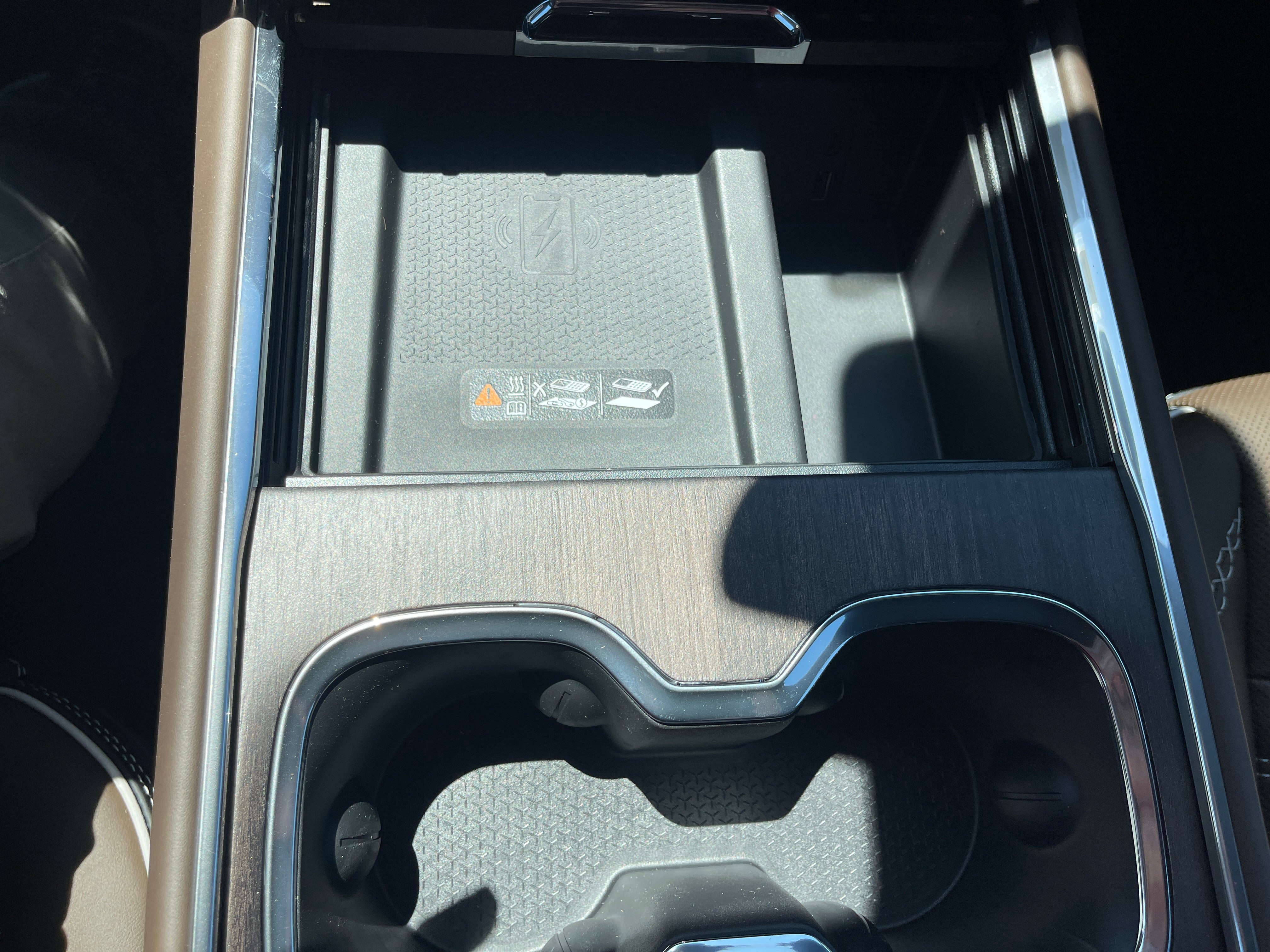 New 2026 GMC Acadia Denali Ultimate AWD/4WD image 16