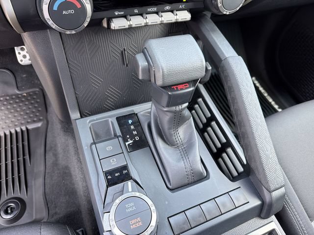 Used 2025 Toyota Tacoma TRD Sport AWD/4WD image 22