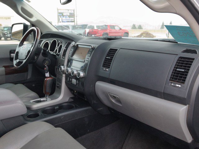 Used 2012 Toyota Sequoia Platinum image 37