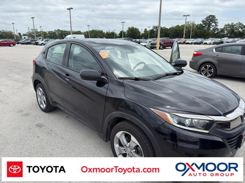 Used 2022 Honda HR-V LX image 1