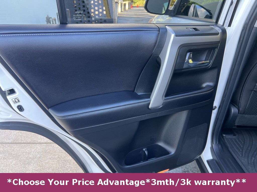 Used 2016 Toyota 4Runner SR5 Premium image 33