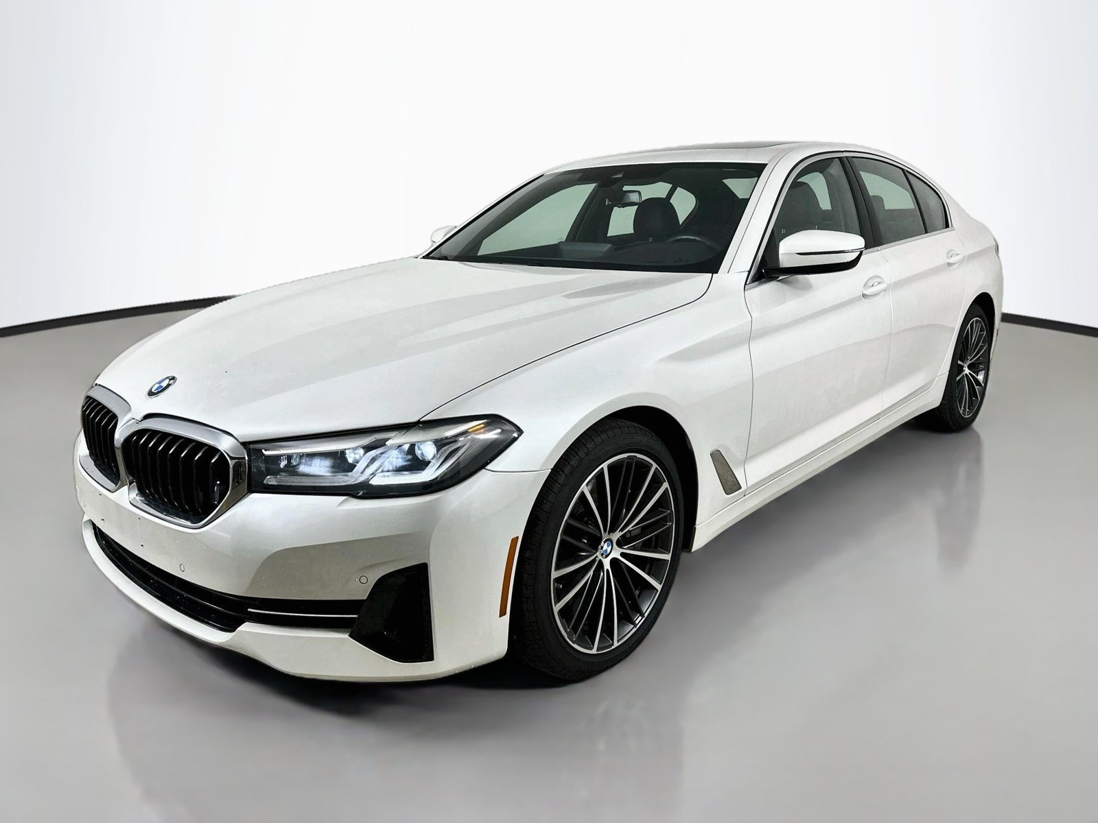 Used 2023 BMW 540i xDrive w/ Premium Package AWD/4WD image 1