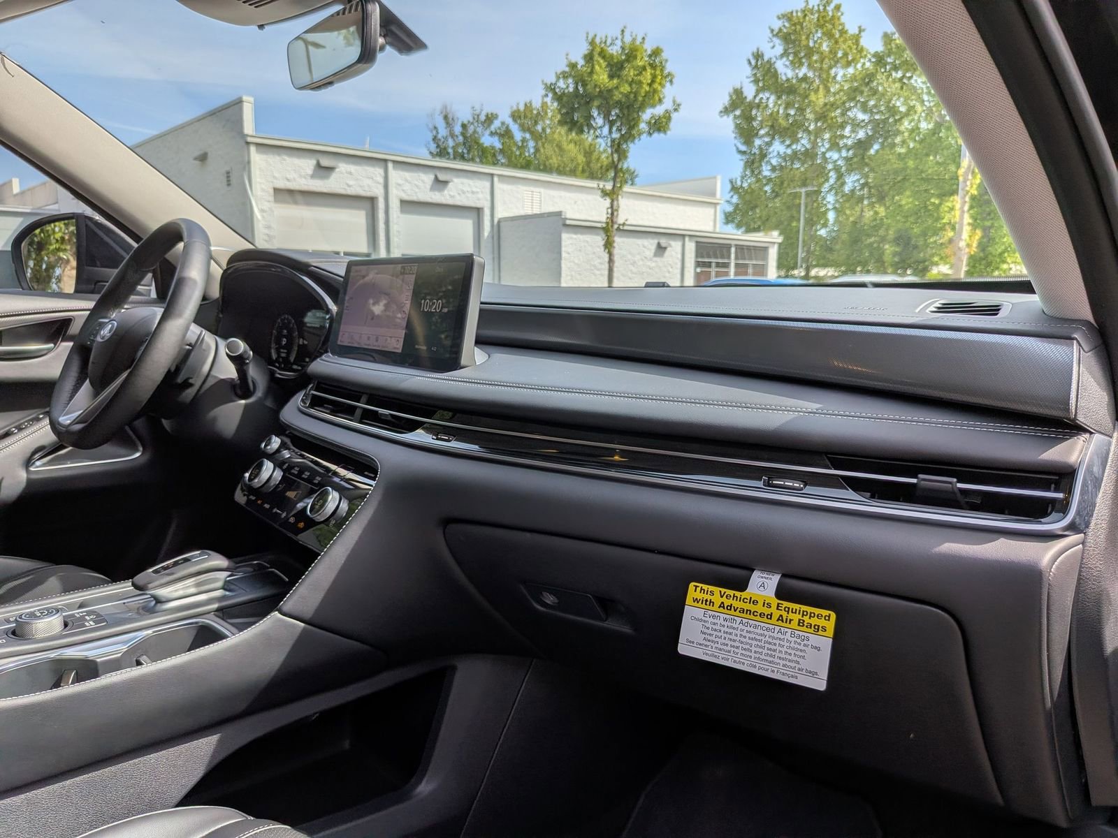 Used 2025 INFINITI QX60 Luxe AWD/4WD image 45