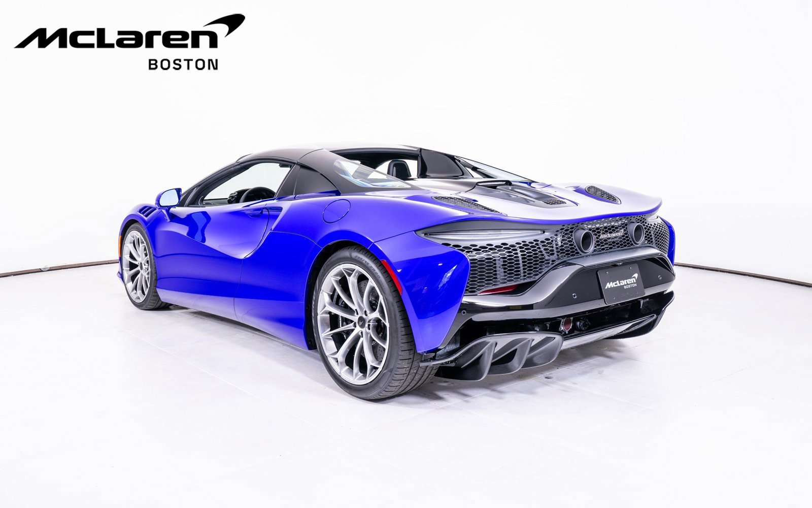 New 2026 McLaren Artura Spider image 4