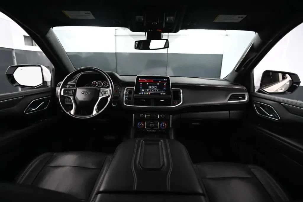 Used 2021 Chevrolet Tahoe Z71 w/ Z71 Signature Package AWD/4WD image 21