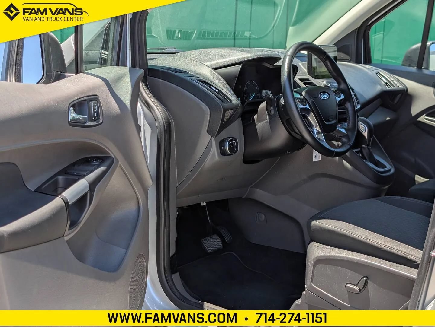 Used 2020 Ford Transit Connect XLT FWD image 19