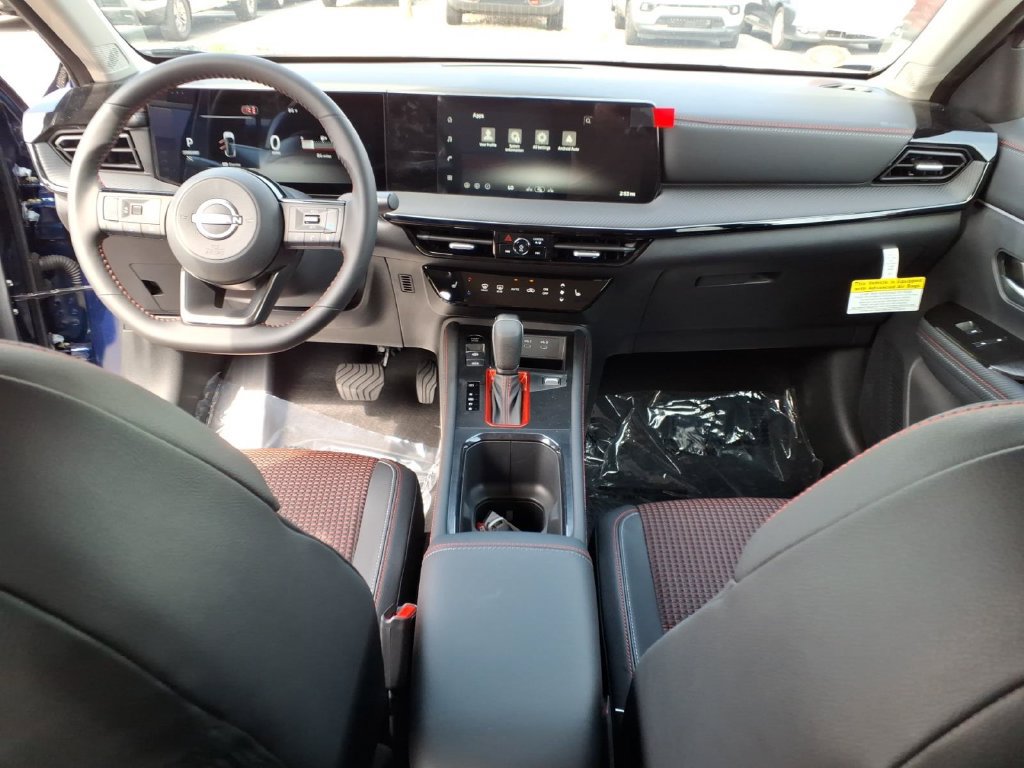 New 2027 Nissan Kicks SR w/ Cold Weather Package FWD image 38