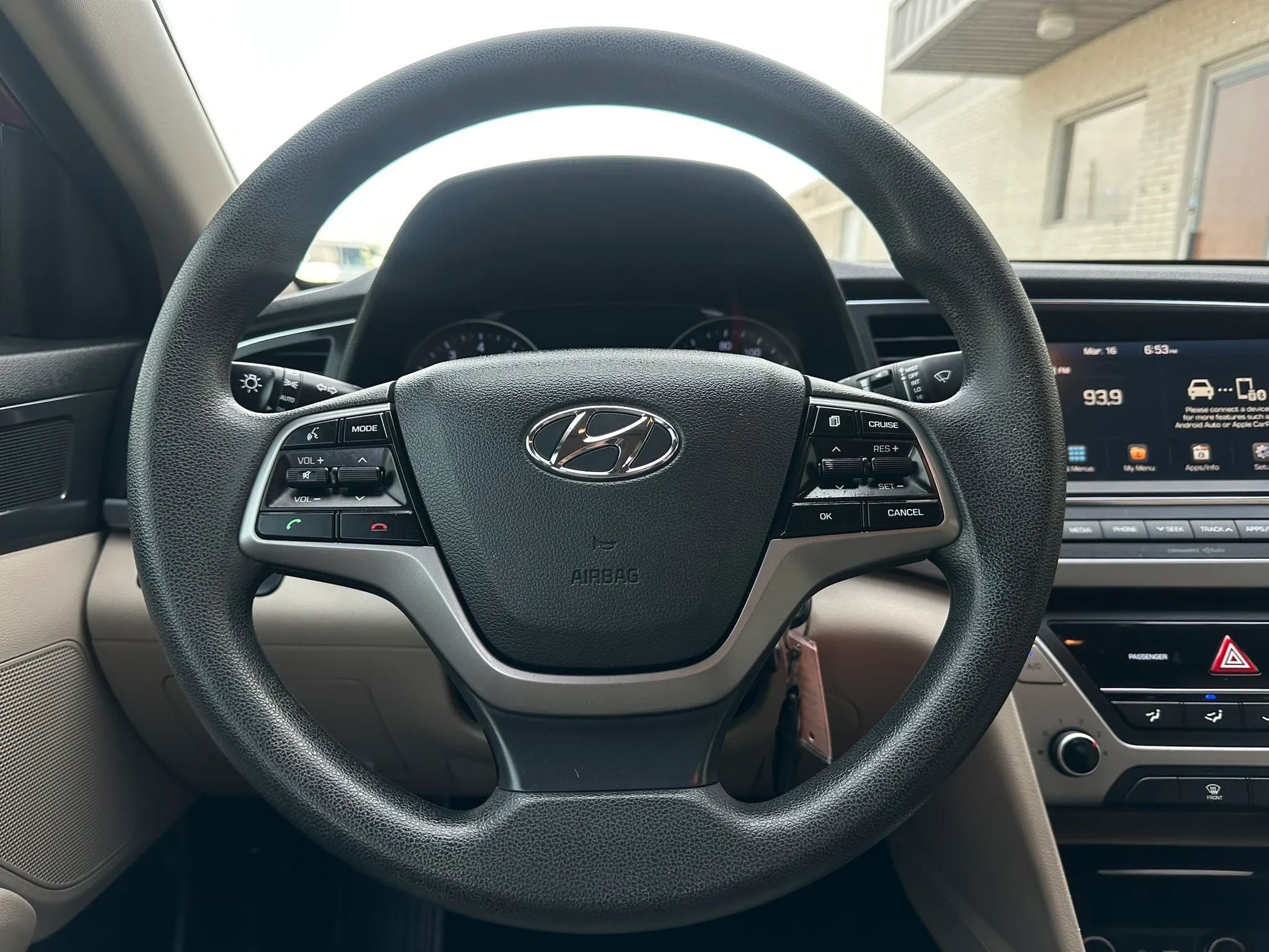 Used 2018 Hyundai Elantra SEL FWD image 26