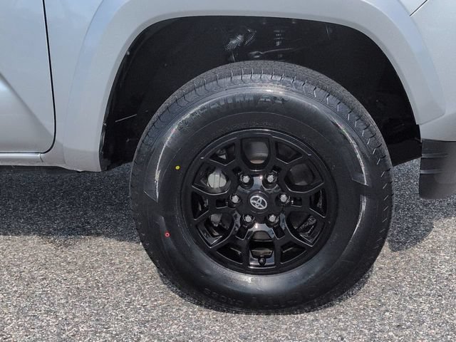 Certified 2022 Toyota Tacoma SR5 RWD image 11