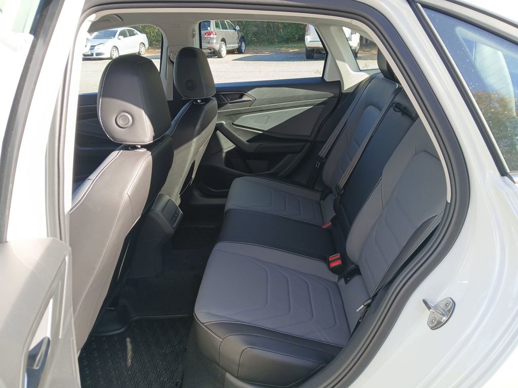 New 2026 Volkswagen Jetta SEL FWD image 25