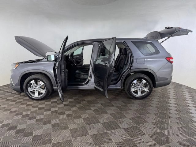 Certified 2024 Honda Pilot EX-L image 17