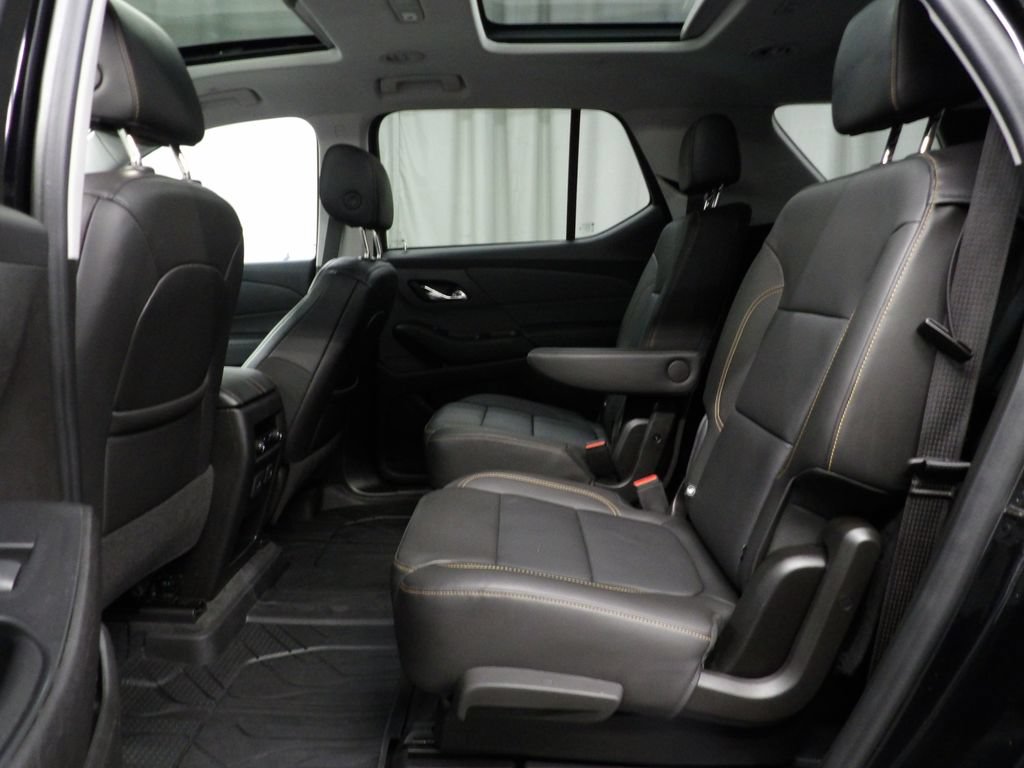 Used 2021 Chevrolet Traverse RS w/ LPO, Floor Liner Package AWD/4WD image 13