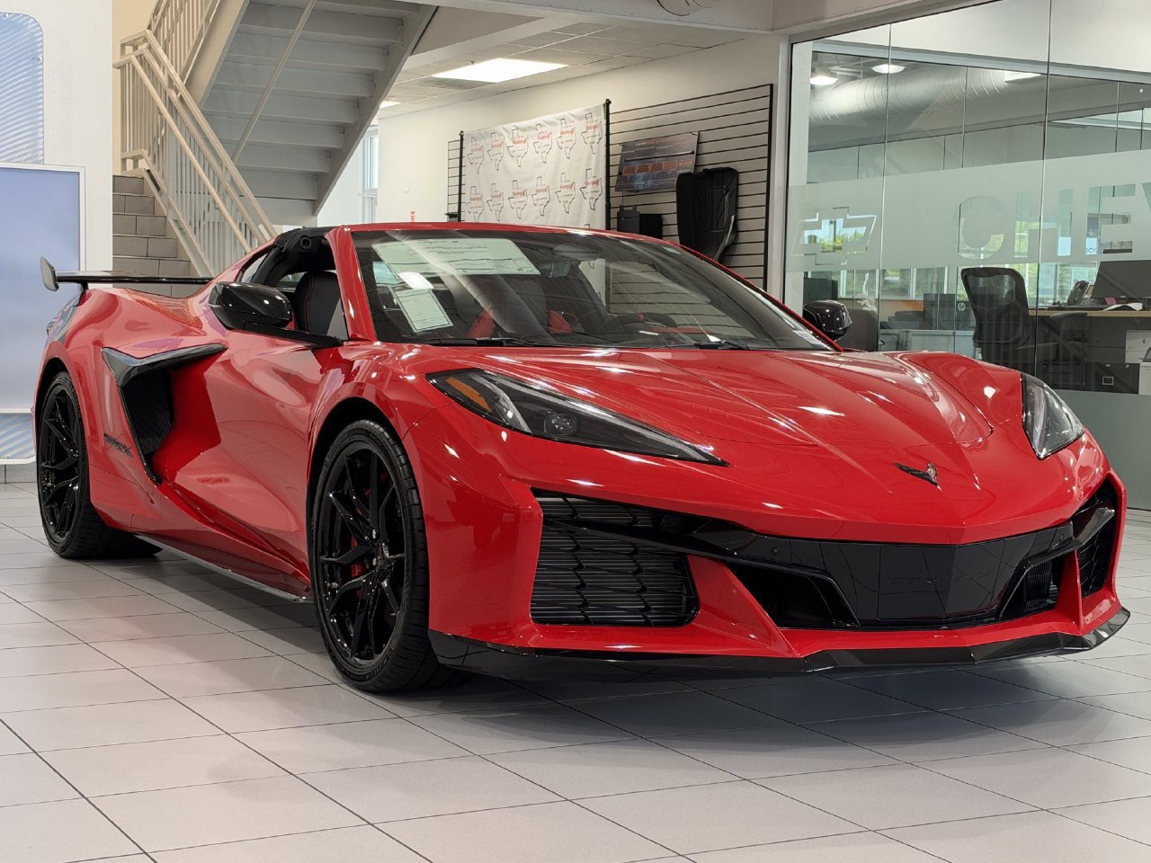 New 2027 Chevrolet Corvette Grand Sport X w/ Stealth Interior Trim Package AWD/4WD image 2