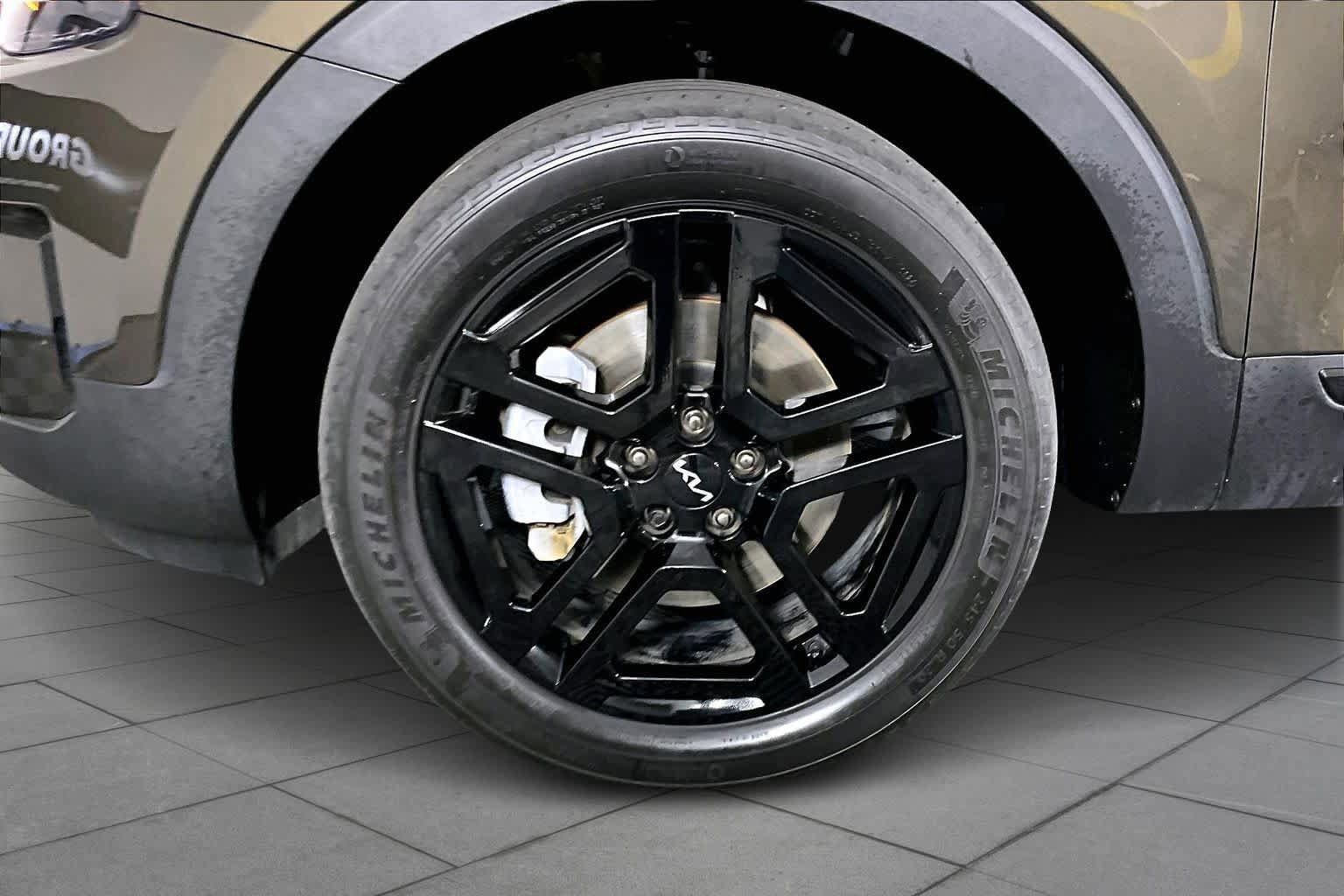 Used 2024 Kia Telluride SX X-Line image 11