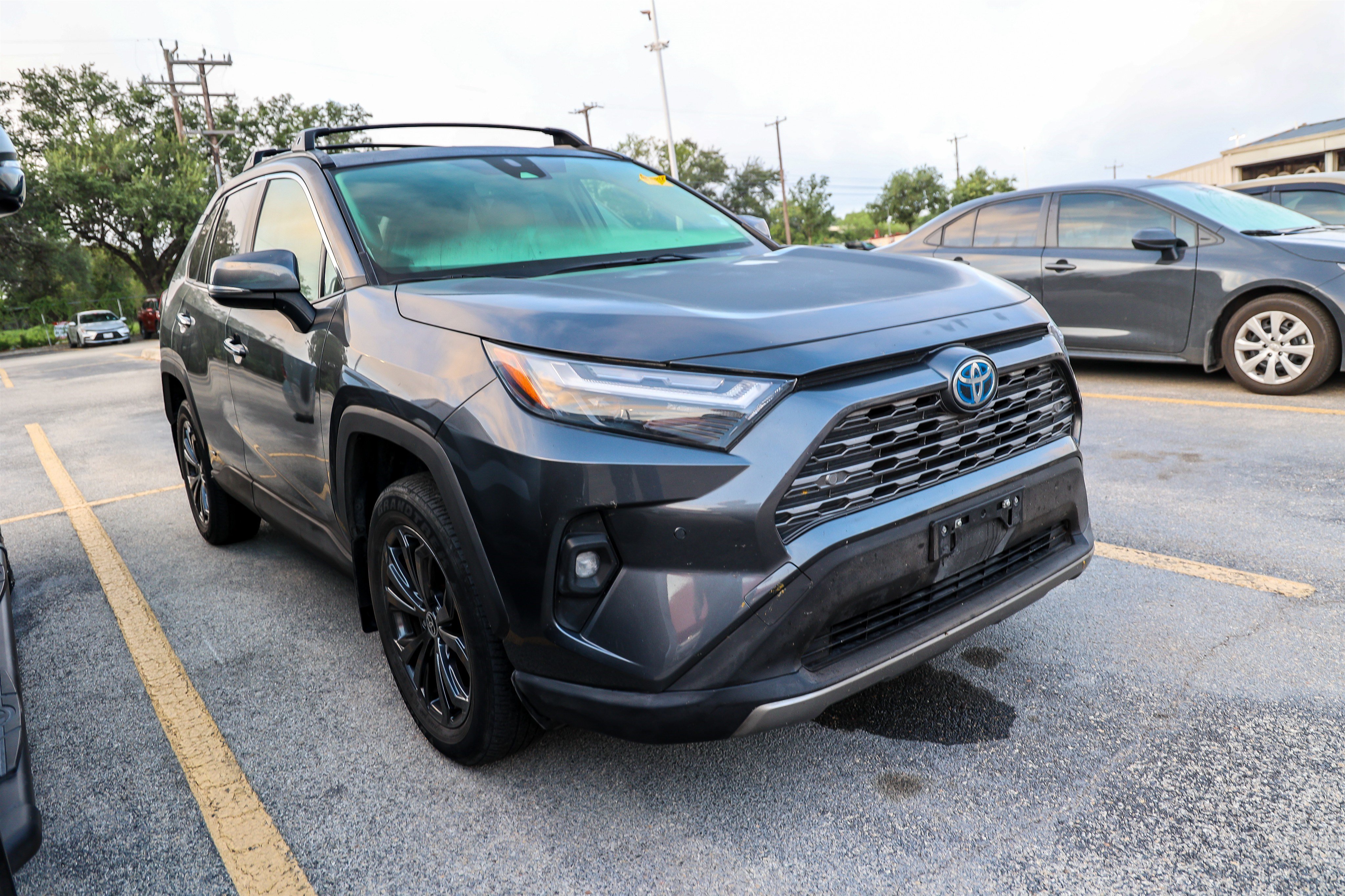 Used 2024 Toyota RAV4 Limited AWD/4WD image 6