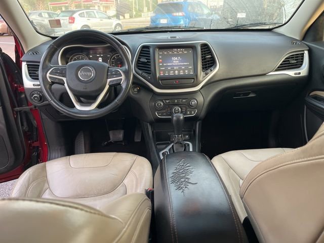 Used 2016 Jeep Cherokee Limited image 17