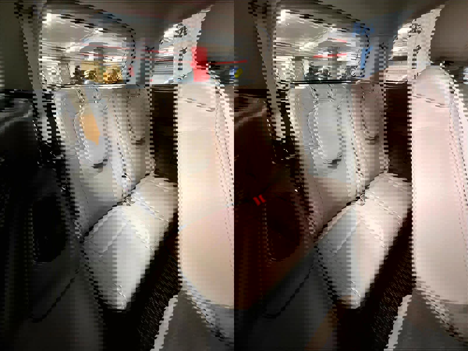 Used 2022 Lincoln Aviator Reserve w/ Elements Package Plus image 17