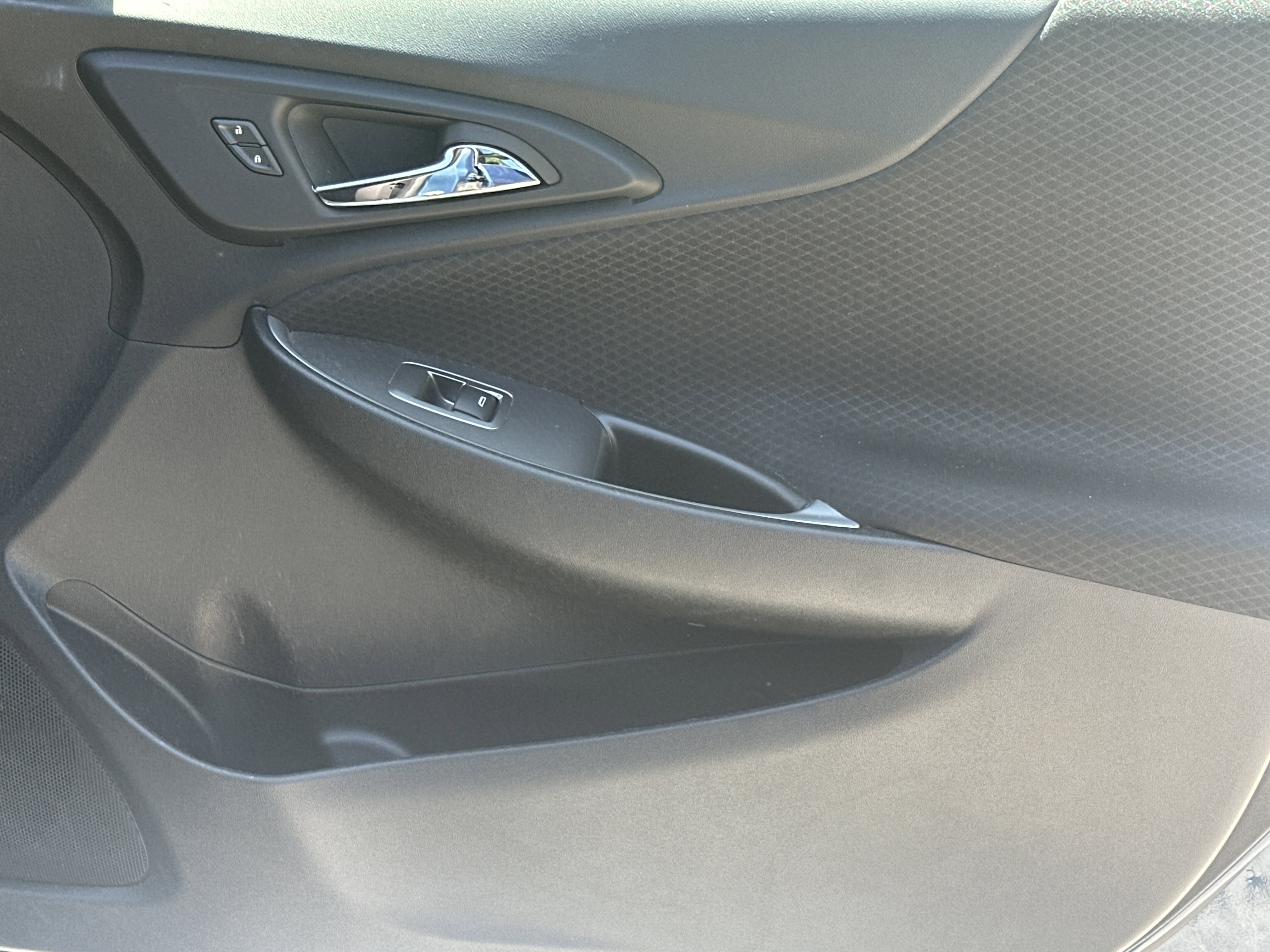 Used 2024 Chevrolet Malibu RS w/ LPO, Floor Liner Package FWD image 14