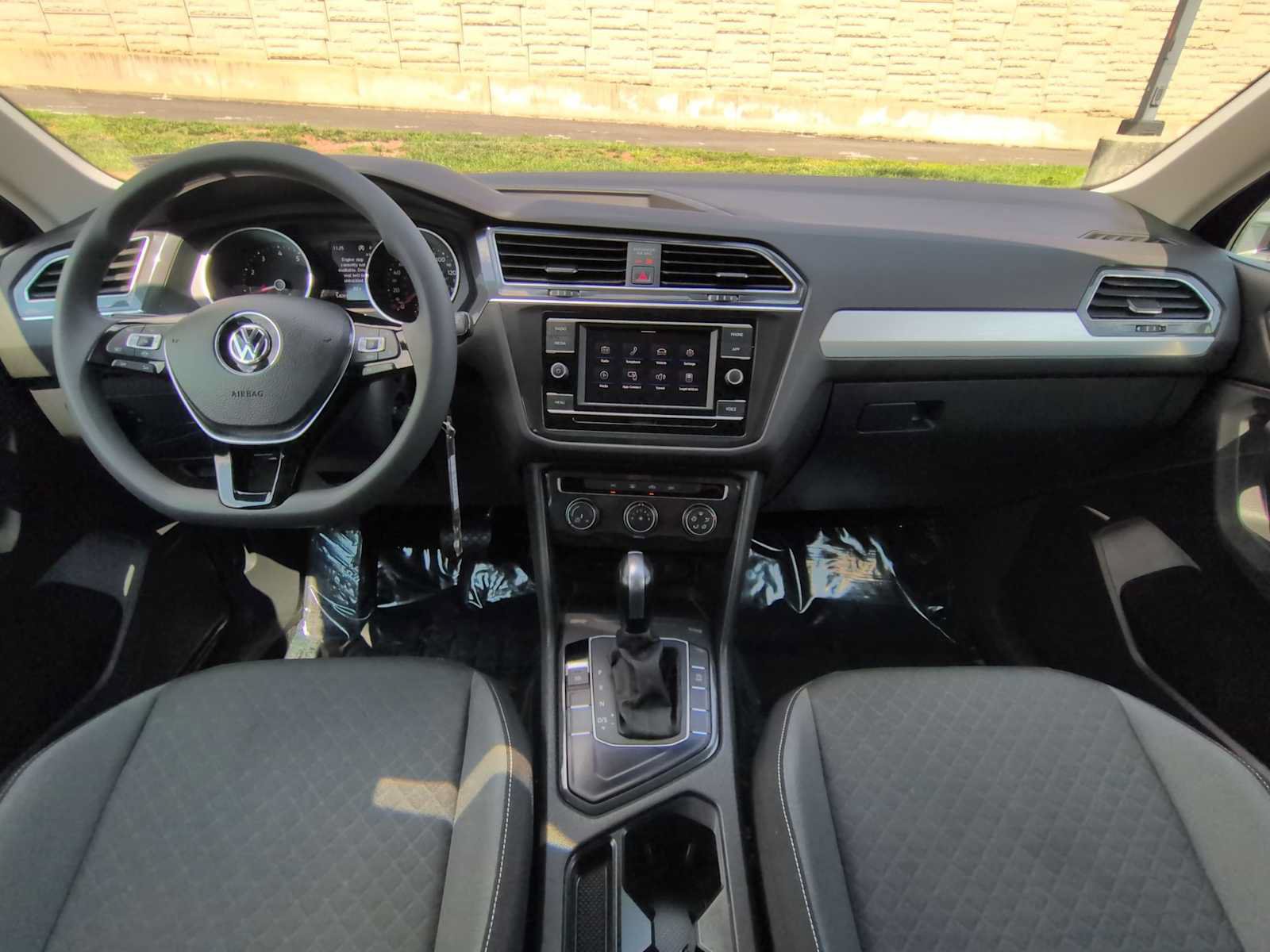 Used 2021 Volkswagen Tiguan S FWD image 16