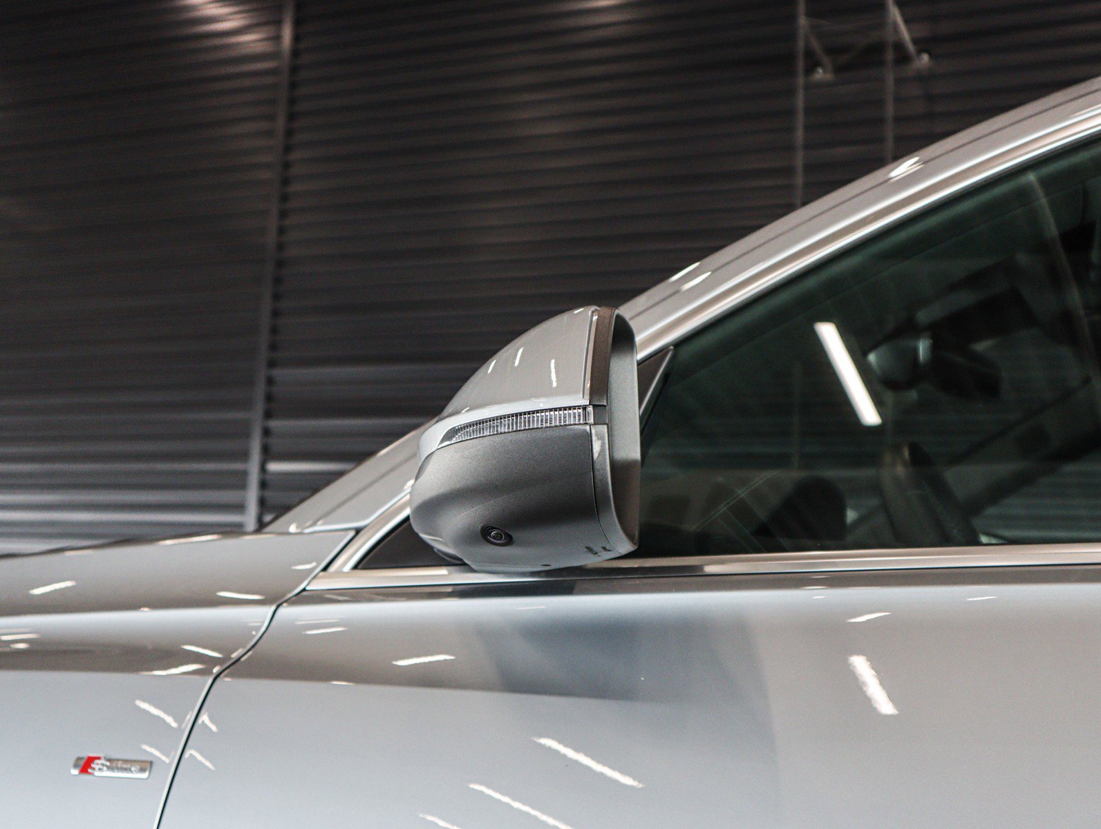 Used 2023 Audi Q8 Premium Plus w/ Premium Plus Package image 29