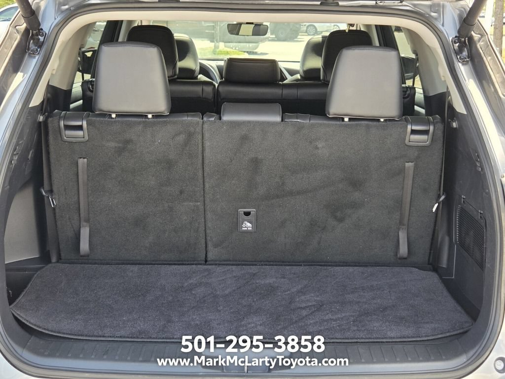 Used 2026 Toyota Highlander XLE AWD/4WD image 15