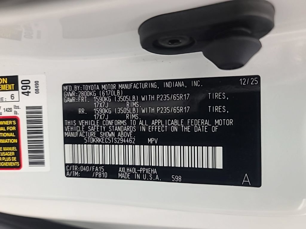 Used 2026 Toyota Sienna LE FWD image 45