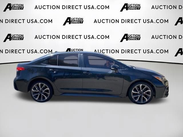 Used 2021 Toyota Corolla SE image 3