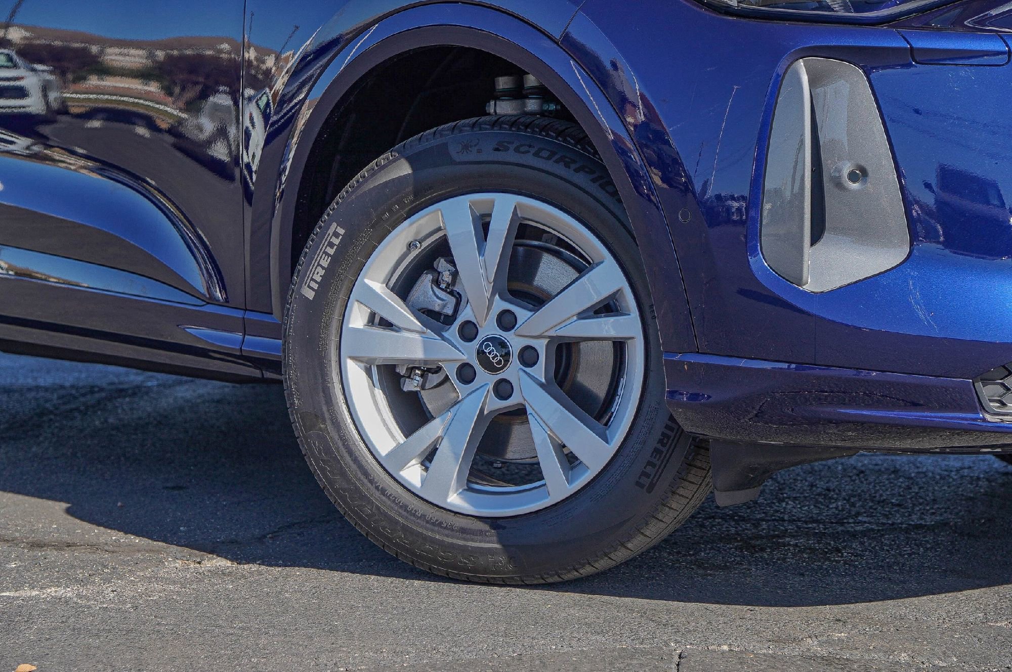 New 2025 Audi Q5 Premium