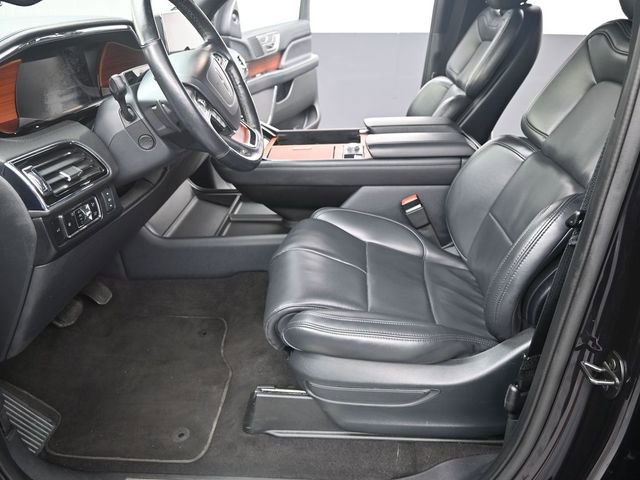 Used 2024 Lincoln Navigator L 4WD image 12