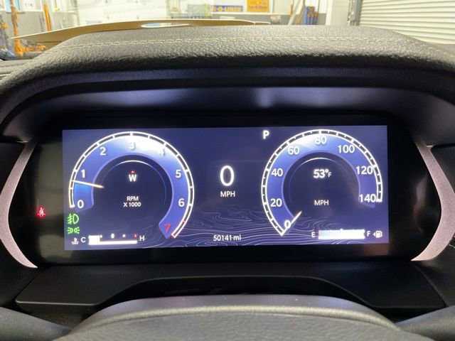 Used 2023 Jeep Grand Cherokee Limited w/ Luxury Tech Group II image 14