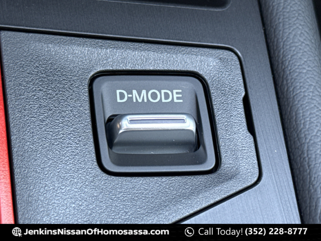 New 2026 Nissan Kicks SR FWD image 37