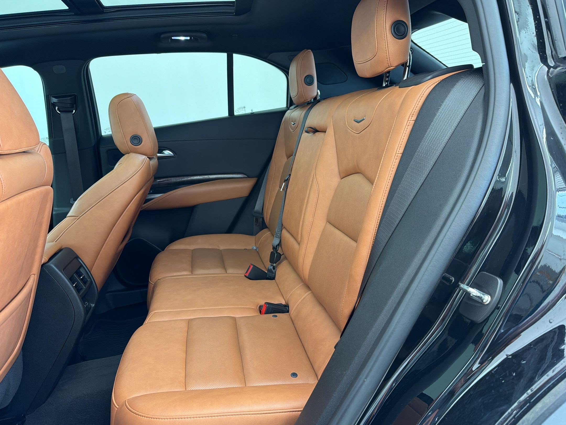 Used 2022 Cadillac XT4 Sport w/ Comfort Package FWD image 23