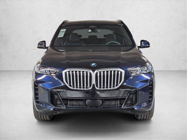 New 2026 BMW X5 sDrive40i w/ M Sport Package RWD image 2
