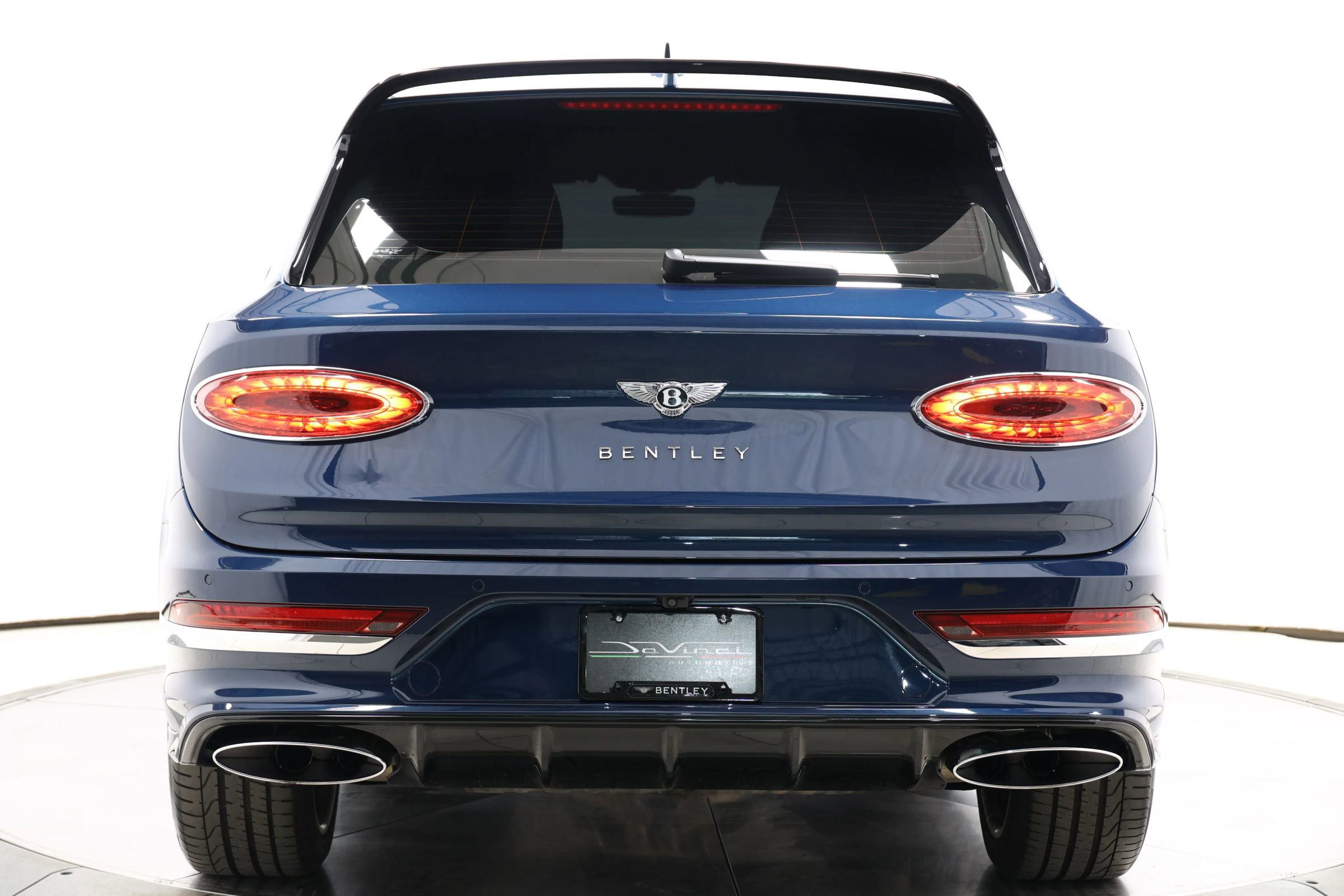 Used 2023 Bentley Bentayga Speed image 79